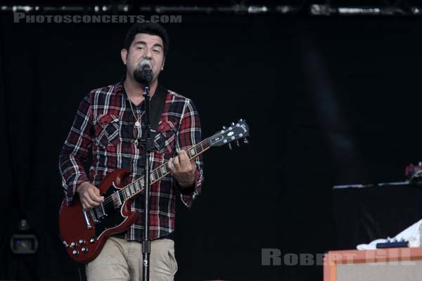 DEFTONES - 2011-08-28 - SAINT CLOUD - Domaine National - Grande Scene - Camillo Wong Moreno